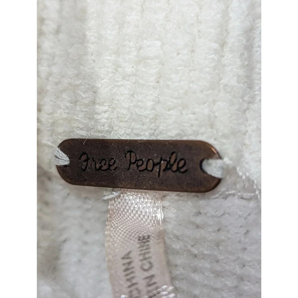 Free People wrap yourself